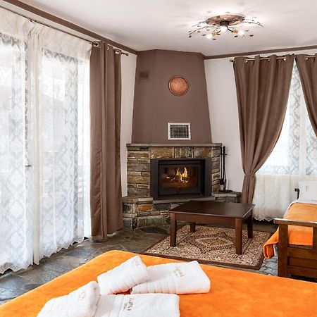 Limnaio Hotel Khrisokhórafa Екстериор снимка