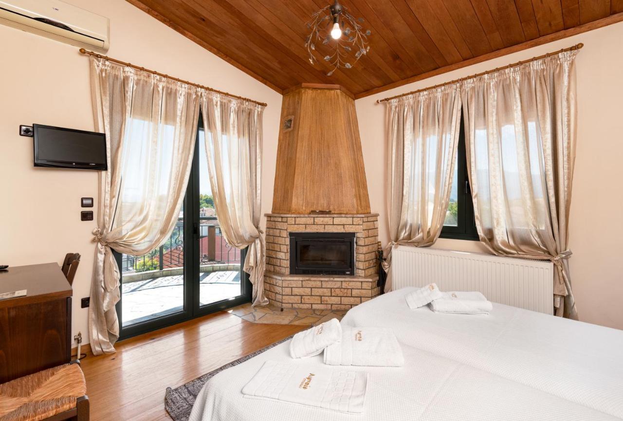 Limnaio Hotel Khrisokhórafa Екстериор снимка