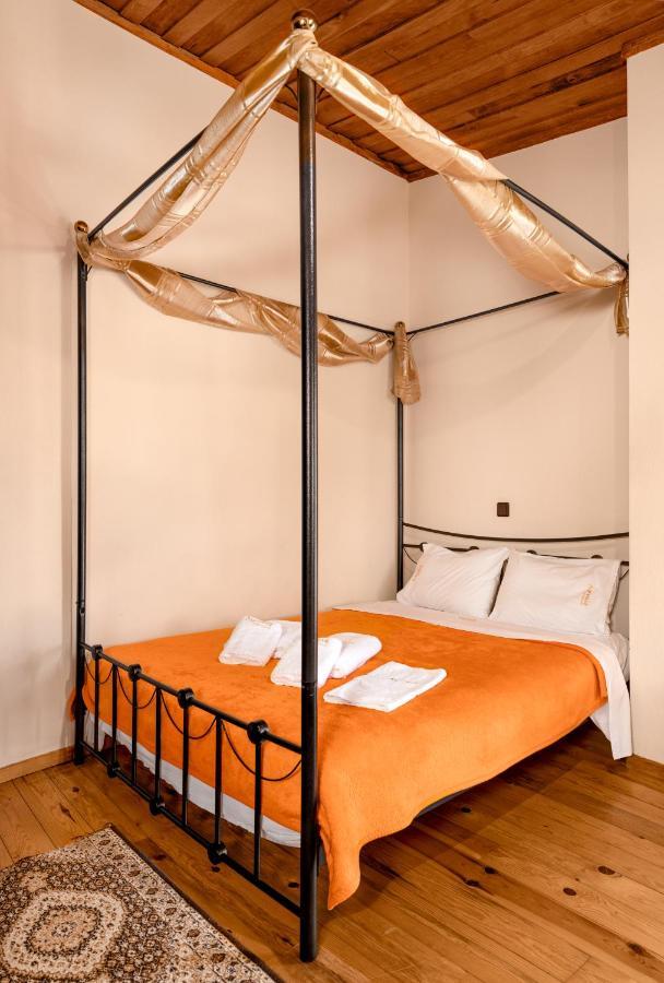 Limnaio Hotel Khrisokhórafa Екстериор снимка